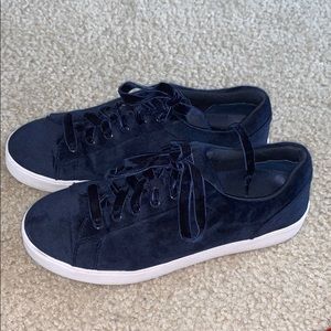 Bionic Navy Blue Velvet White-Soled Tennis Shoes